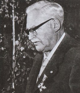 Eduard Paul Tratz. Foto aus dem Dankbillet zu dessen 80. Geburtstag - von seinem Schüler, Freund und Nachfolger Eberhard Stüber. Vergrößerung: Anklicken. 